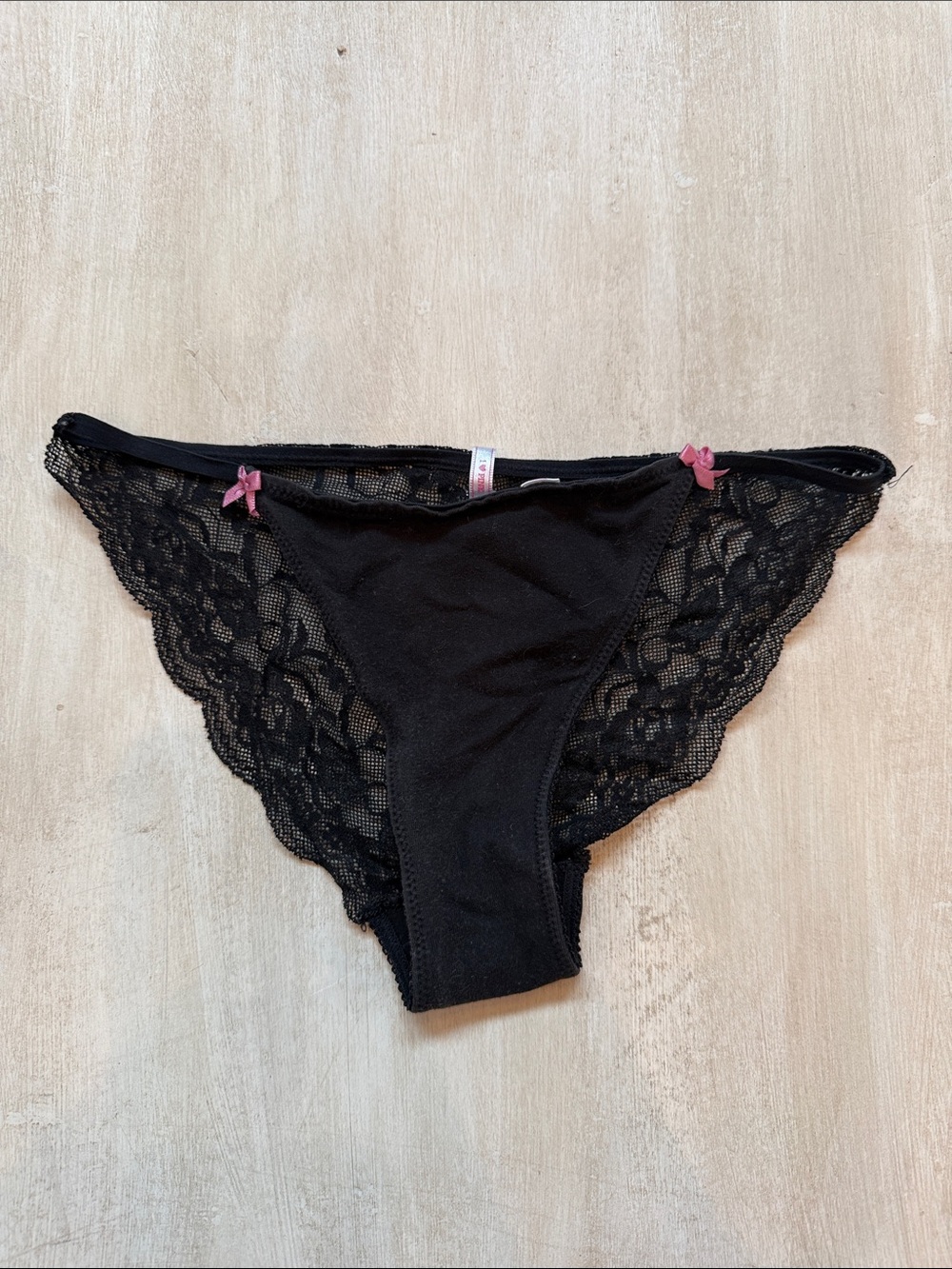 VS Pink panties in black and pink with lace size small